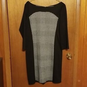 Black & Grey Colorblock 3/4 Sleeve Dress, 16